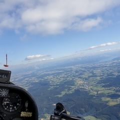 Flugwegposition um 15:56:11: Aufgenommen in der Nähe von Gemeinde Eberschwang, 4906, Österreich in 2191 Meter